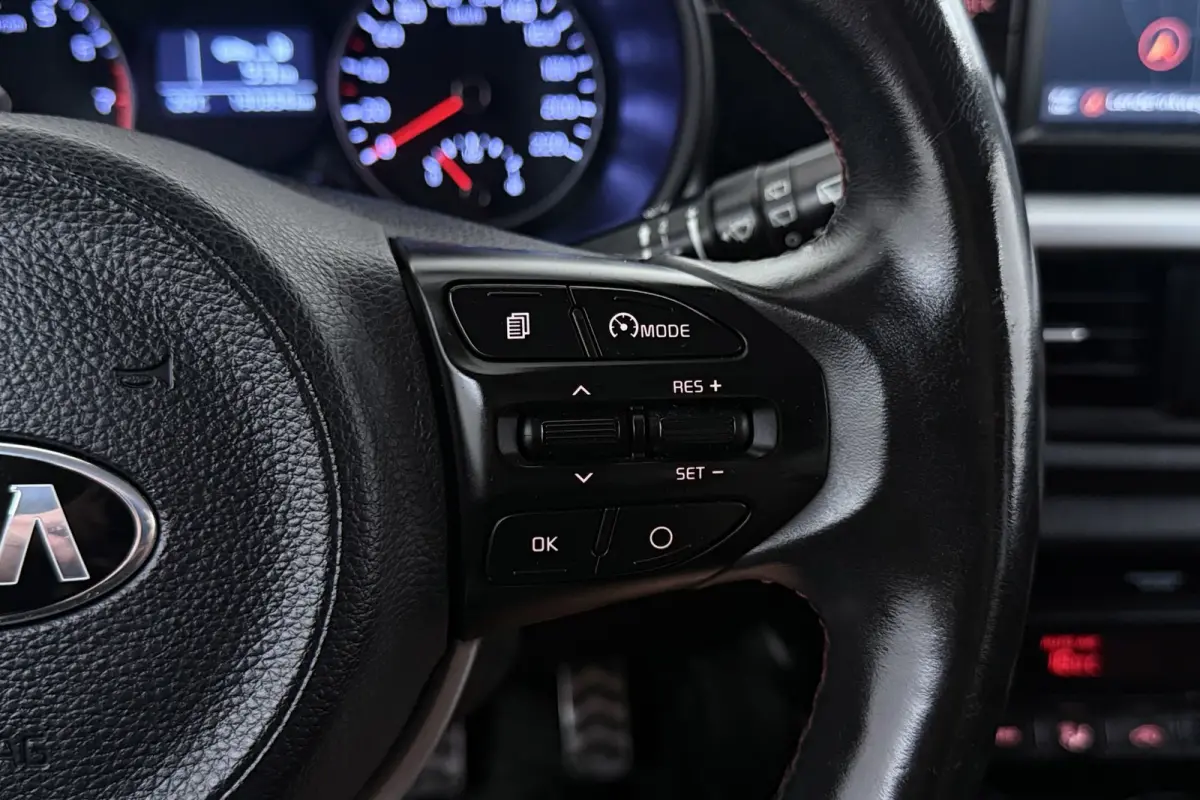 1.2 CVVT GT-Line | Org. NL | CarPlay | Stoel-&stuurverwarming | Cruise | Climate | Camera | PDC | Keyless |