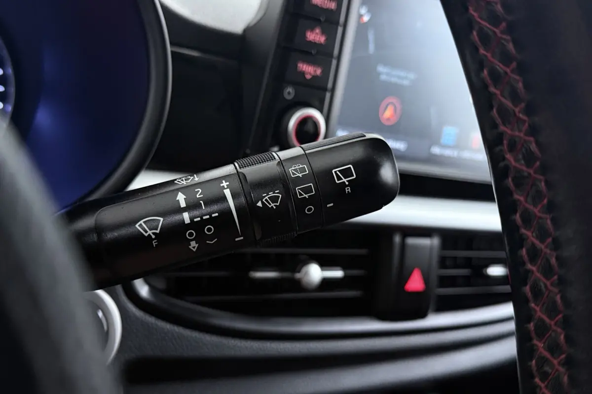 1.2 CVVT GT-Line | Org. NL | CarPlay | Stoel-&stuurverwarming | Cruise | Climate | Camera | PDC | Keyless |