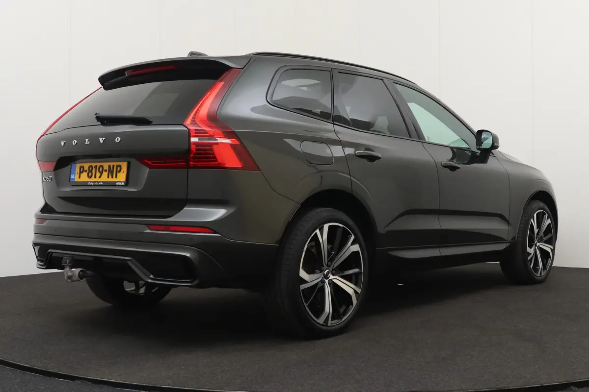 2.0 T6 PHEV AWD R-Design Pano-dak Elek.Trekhaak Sportstoelen