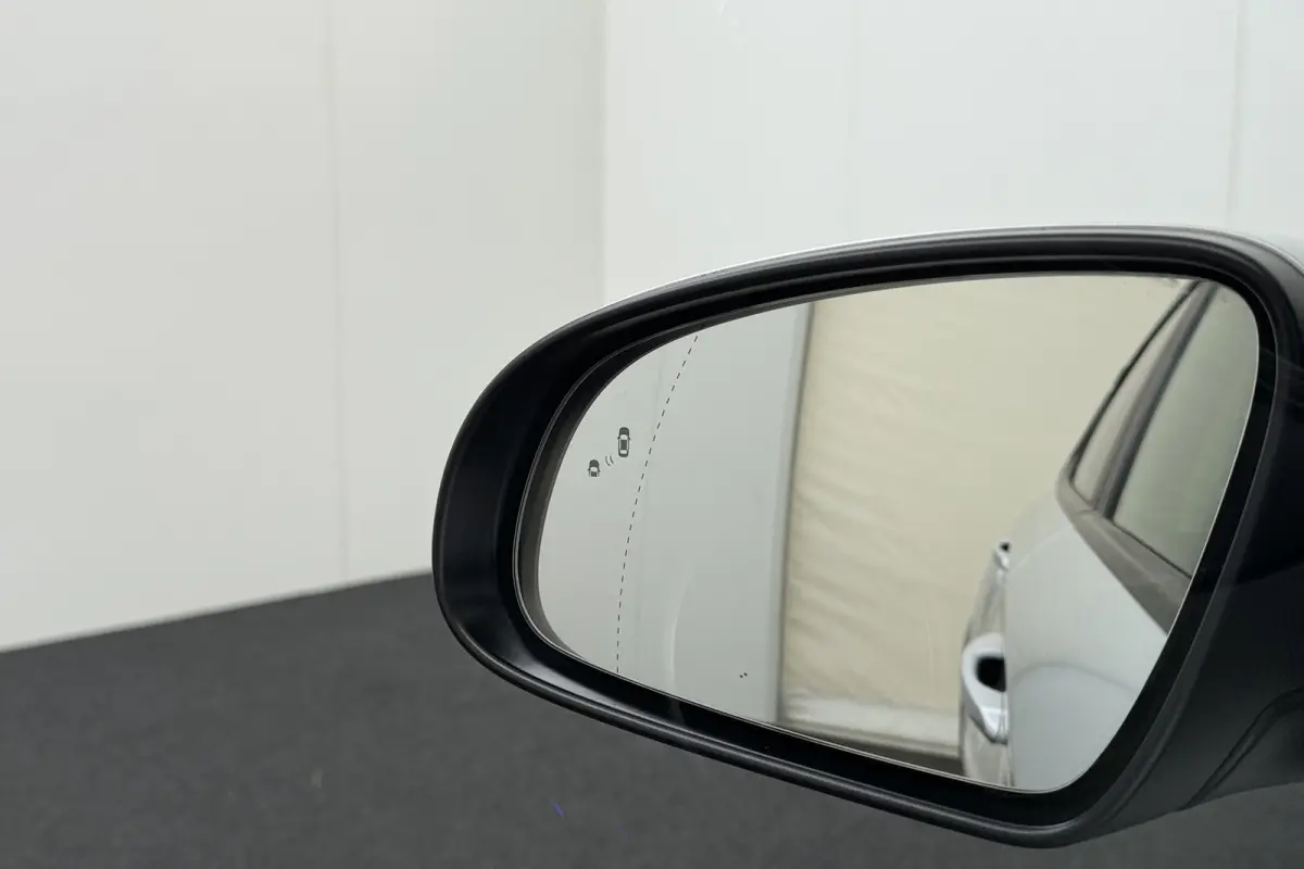 EV Fashion 64 kWh (94%SOH) Warmtepomp Head-Up Display