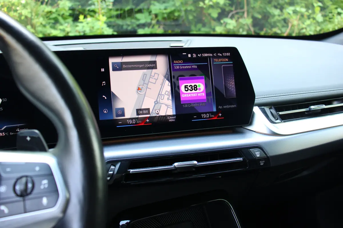 25 e xDrive M Sport | WEGKLAPBARE TREKHAAK | STOELVERWARMING | M-SPORT | CAMERA | PARK SENS V+A | CRUISE | LED | LEDER | LANE ASSIST | ELEKTR. STOEL