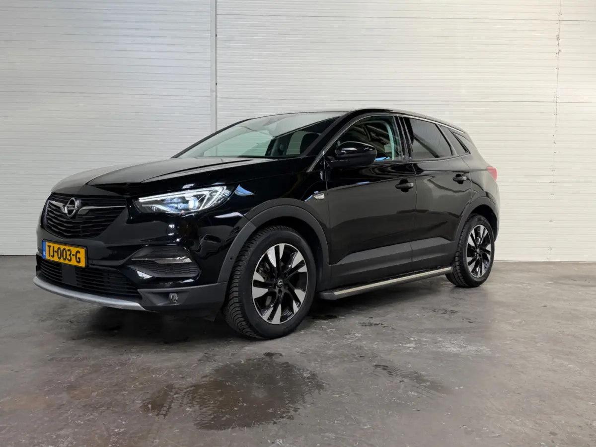 1.2 Turbo Innovation Apple CarPlay / Leer/ Geventileerde stoelen / Trekhaak / Keyless