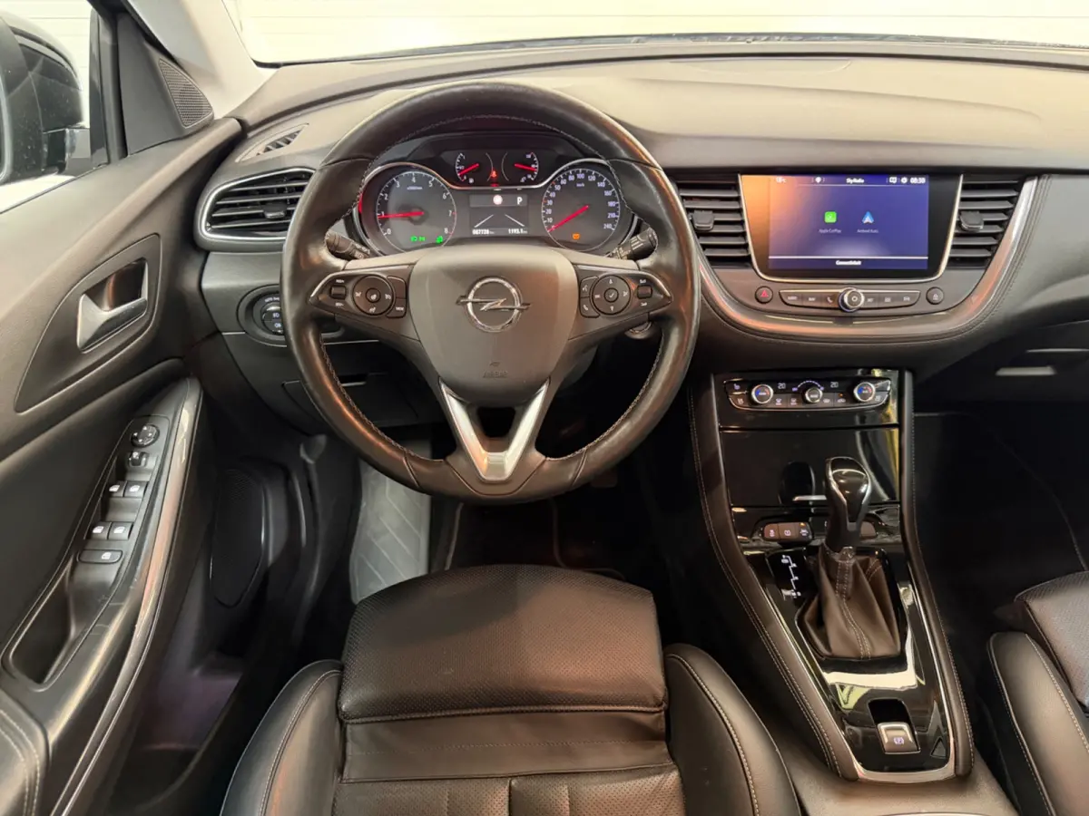 1.2 Turbo Innovation Apple CarPlay / Leer/ Geventileerde stoelen / Trekhaak / Keyless