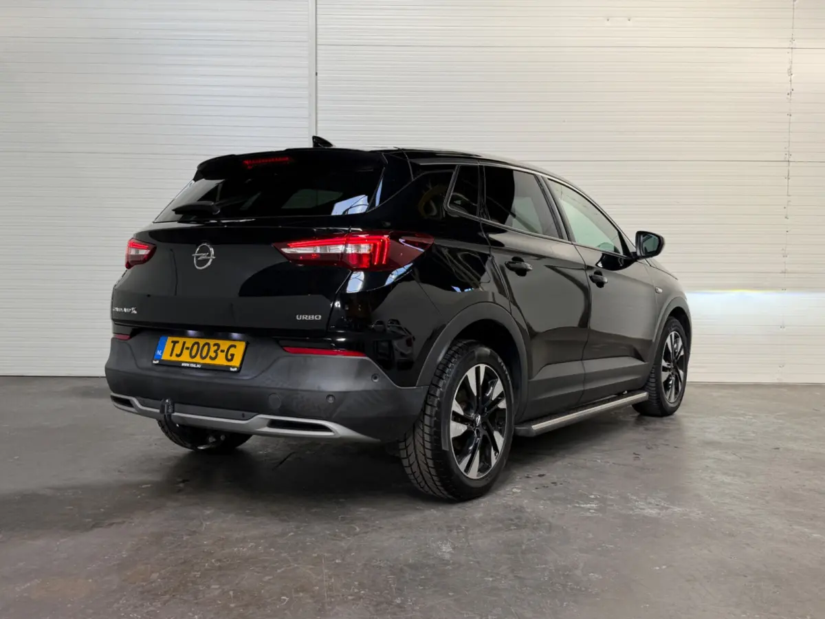 1.2 Turbo Innovation Apple CarPlay / Leer/ Geventileerde stoelen / Trekhaak / Keyless