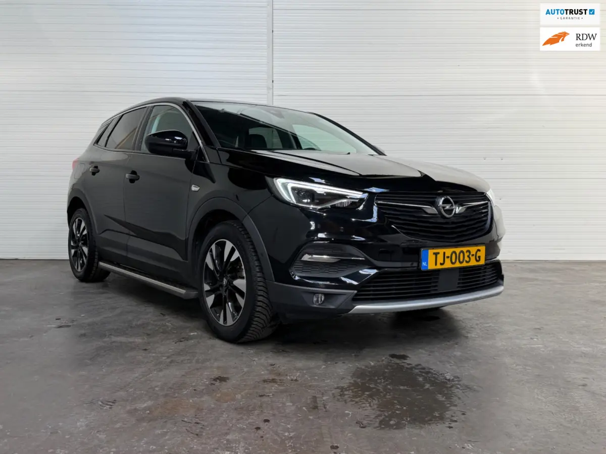 1.2 Turbo Innovation Apple CarPlay / Leer/ Geventileerde stoelen / Trekhaak / Keyless