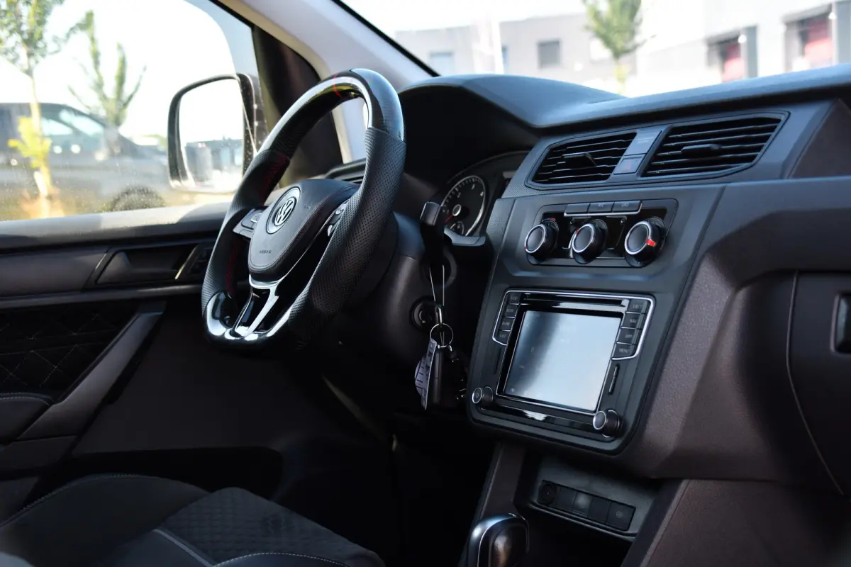 2.0 TDI L2H1 BMT Maxi Exclusive PB Edition Cruise, Camera, Carplay, Automaat, 185pk, Alcantara, Sport stoelen, Carbon, Multimedia, Uniek!