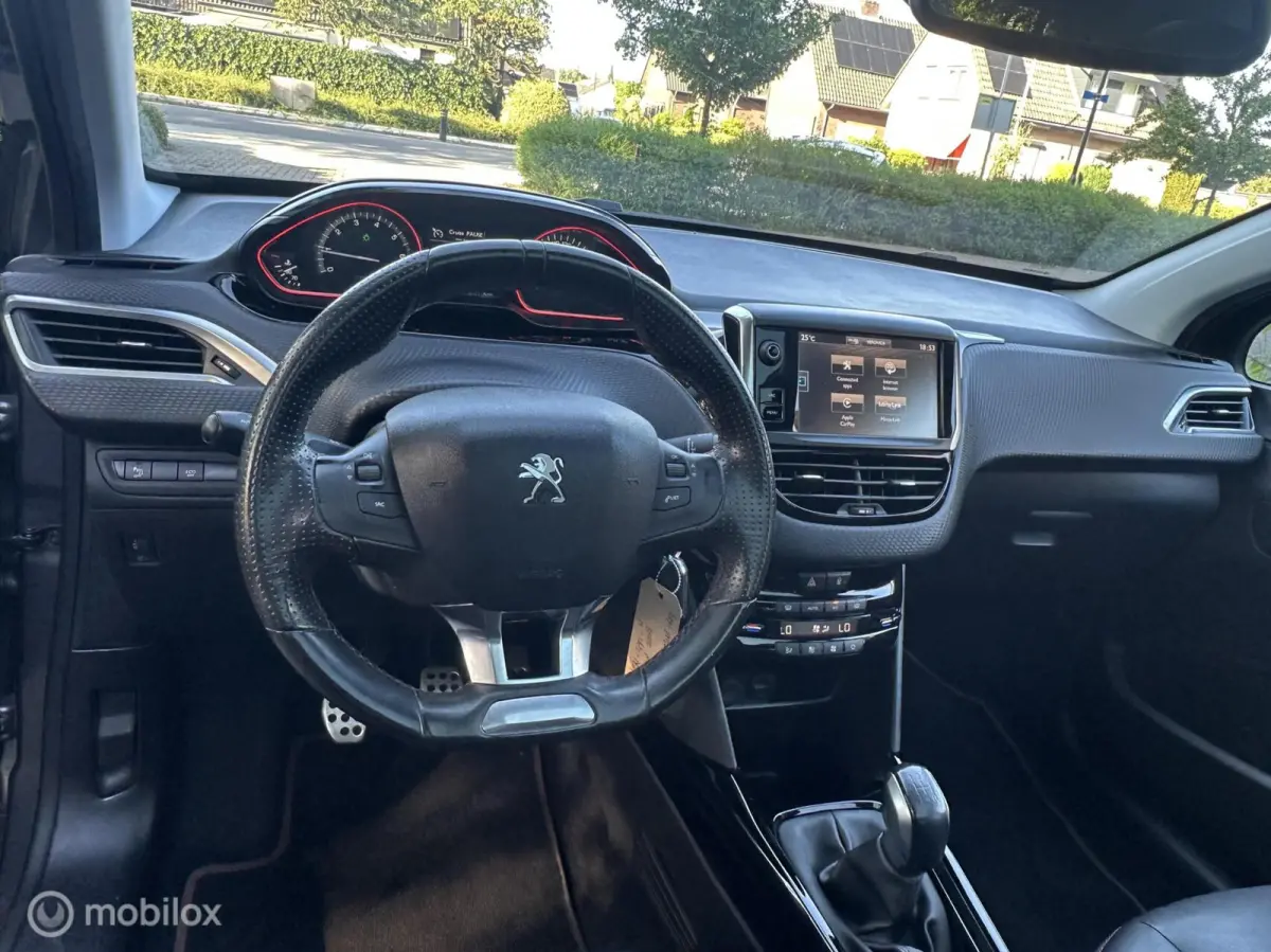 1.2 PureTech GT-line/NAP/PANO/CARPLAY/NAVI/PDC