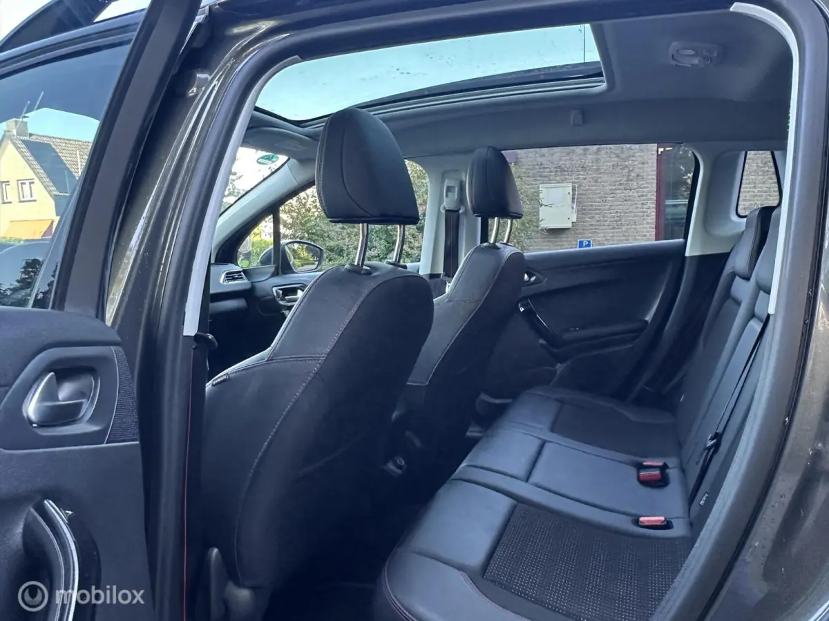 1.2 PureTech GT-line/NAP/PANO/CARPLAY/NAVI/PDC