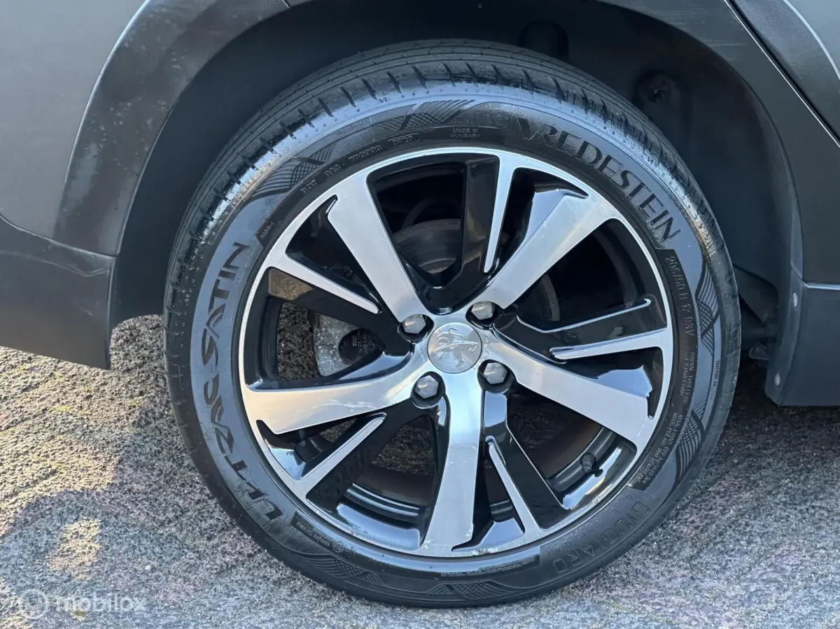 1.2 PureTech GT-line/NAP/PANO/CARPLAY/NAVI/PDC