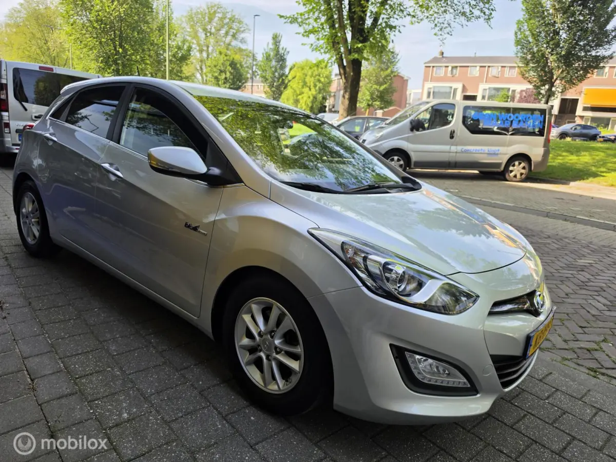 1.6 GDi i-Motion plus Dealer onderhouden!