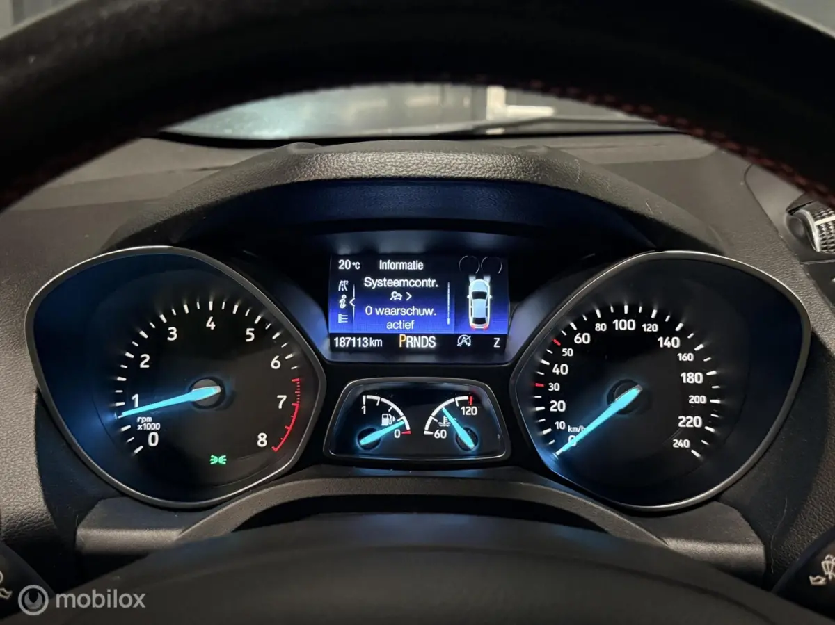1.5 EcoBoost ST Line AUT/Copper Pulse Metallic/AWD