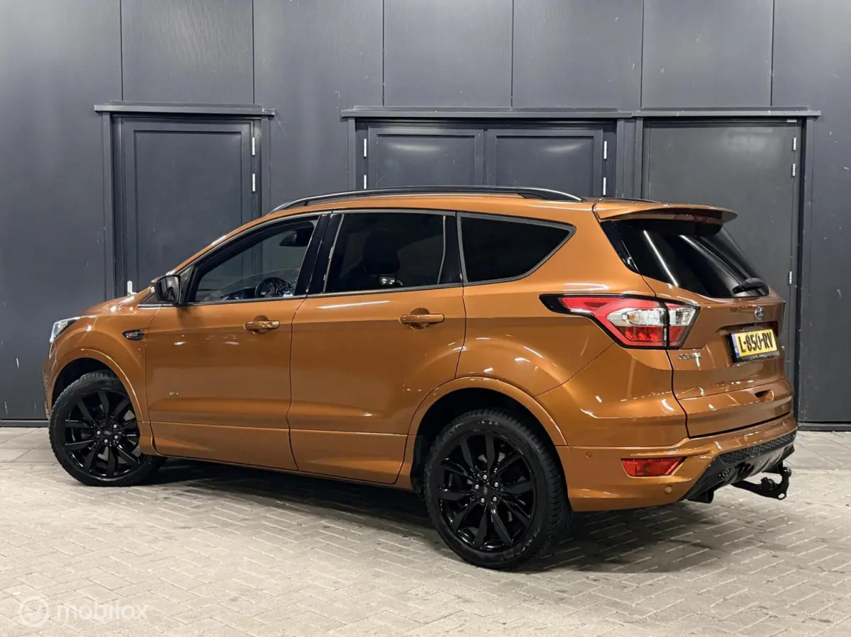 1.5 EcoBoost ST Line AUT/Copper Pulse Metallic/AWD