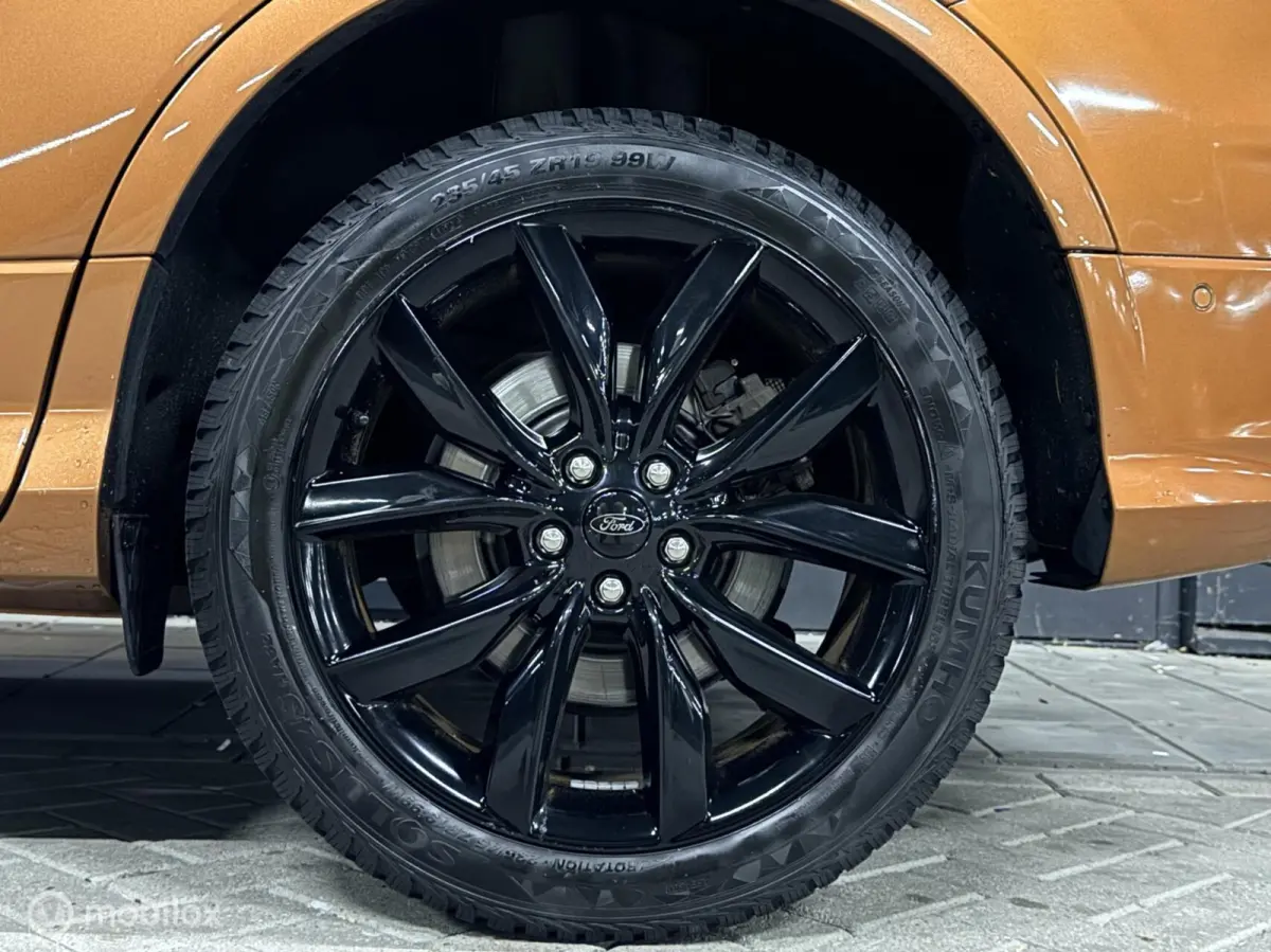 1.5 EcoBoost ST Line AUT/Copper Pulse Metallic/AWD