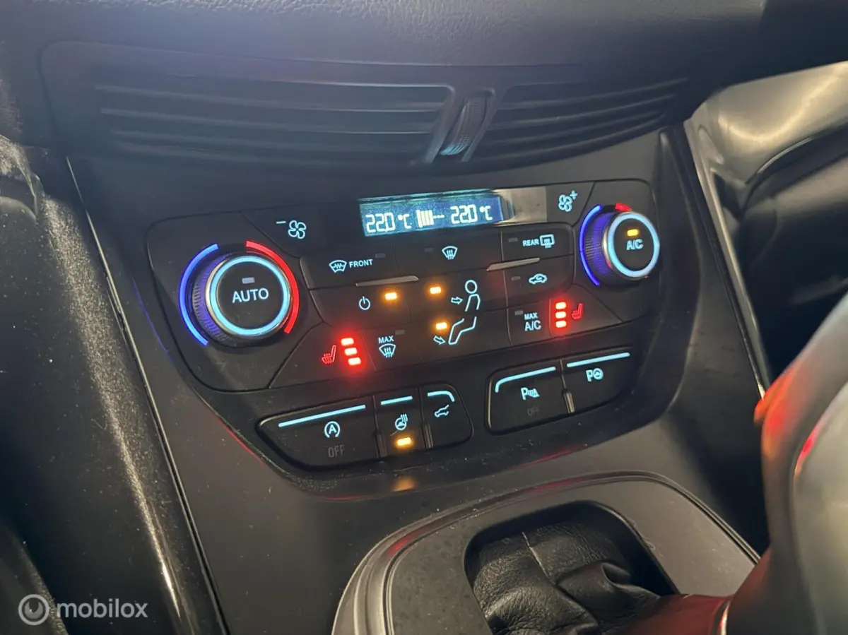 1.5 EcoBoost ST Line AUT/Copper Pulse Metallic/AWD