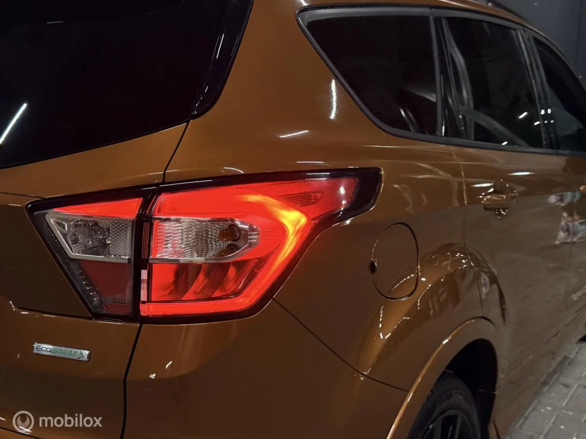 1.5 EcoBoost ST Line AUT/Copper Pulse Metallic/AWD