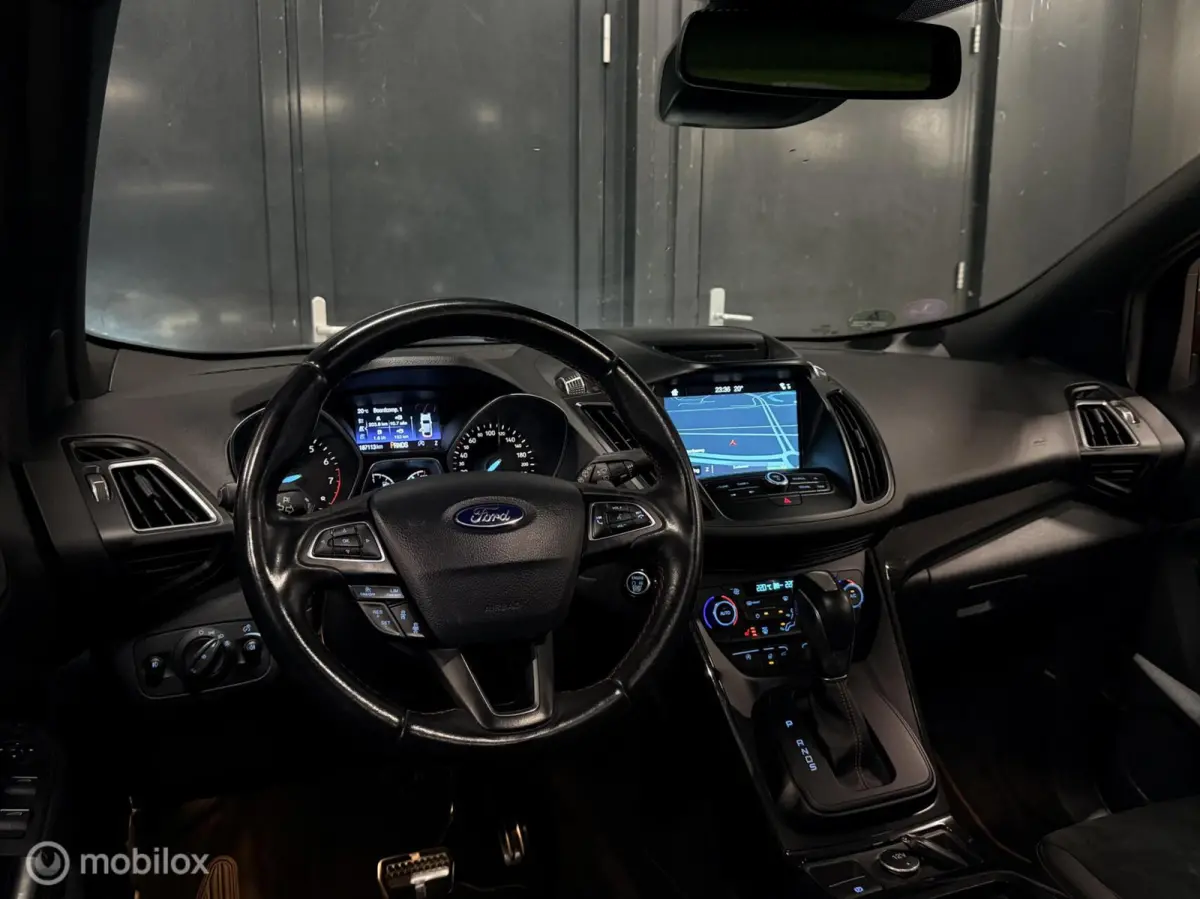 1.5 EcoBoost ST Line AUT/Copper Pulse Metallic/AWD