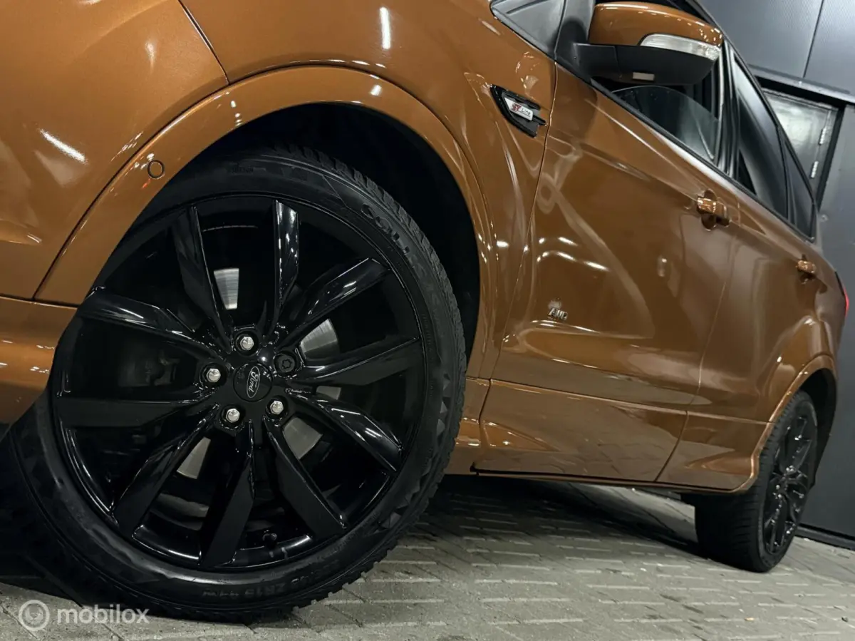1.5 EcoBoost ST Line AUT/Copper Pulse Metallic/AWD