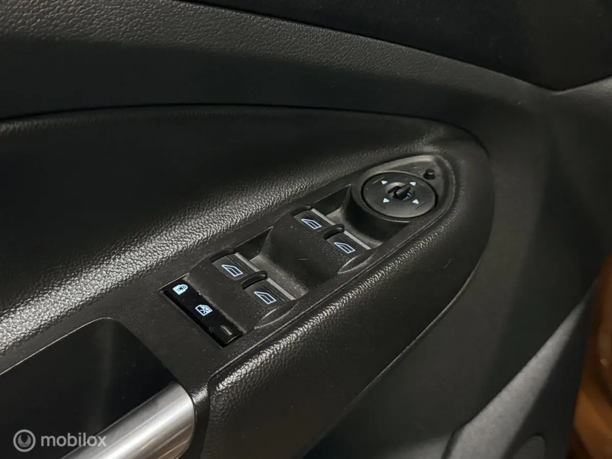 1.5 EcoBoost ST Line AUT/Copper Pulse Metallic/AWD