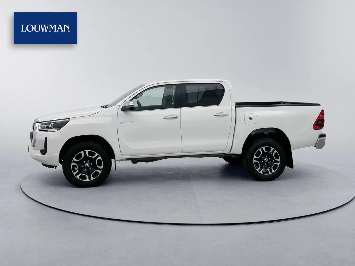 2.8 D-4D Double Cab Professional 204pk Led Navigatie Camera 4x4 Stoelverwarming Lane assist