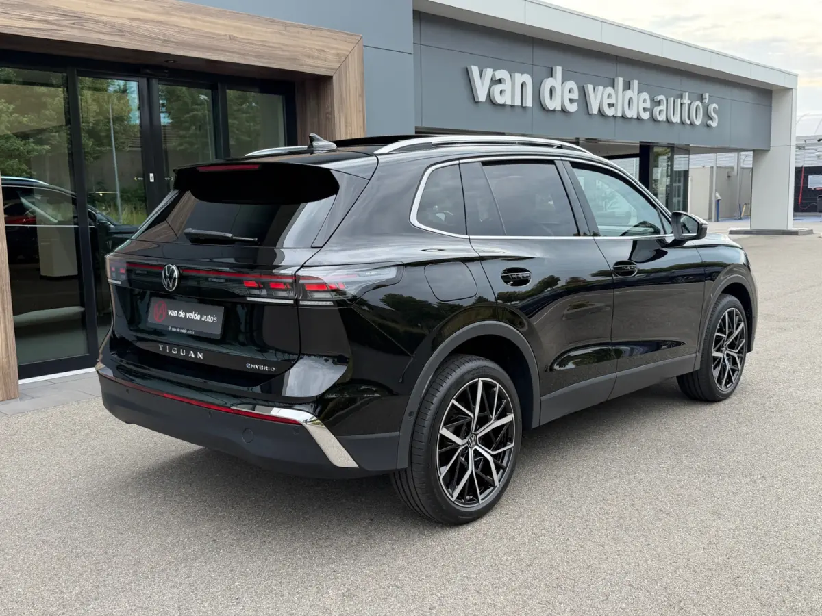 1.5 eHybrid Elegance 204pk | Trekhaak | 20 Inch | 360 Camera | Panoramadak | Dode hoek | Elek. klep | incl. verlengde garantie