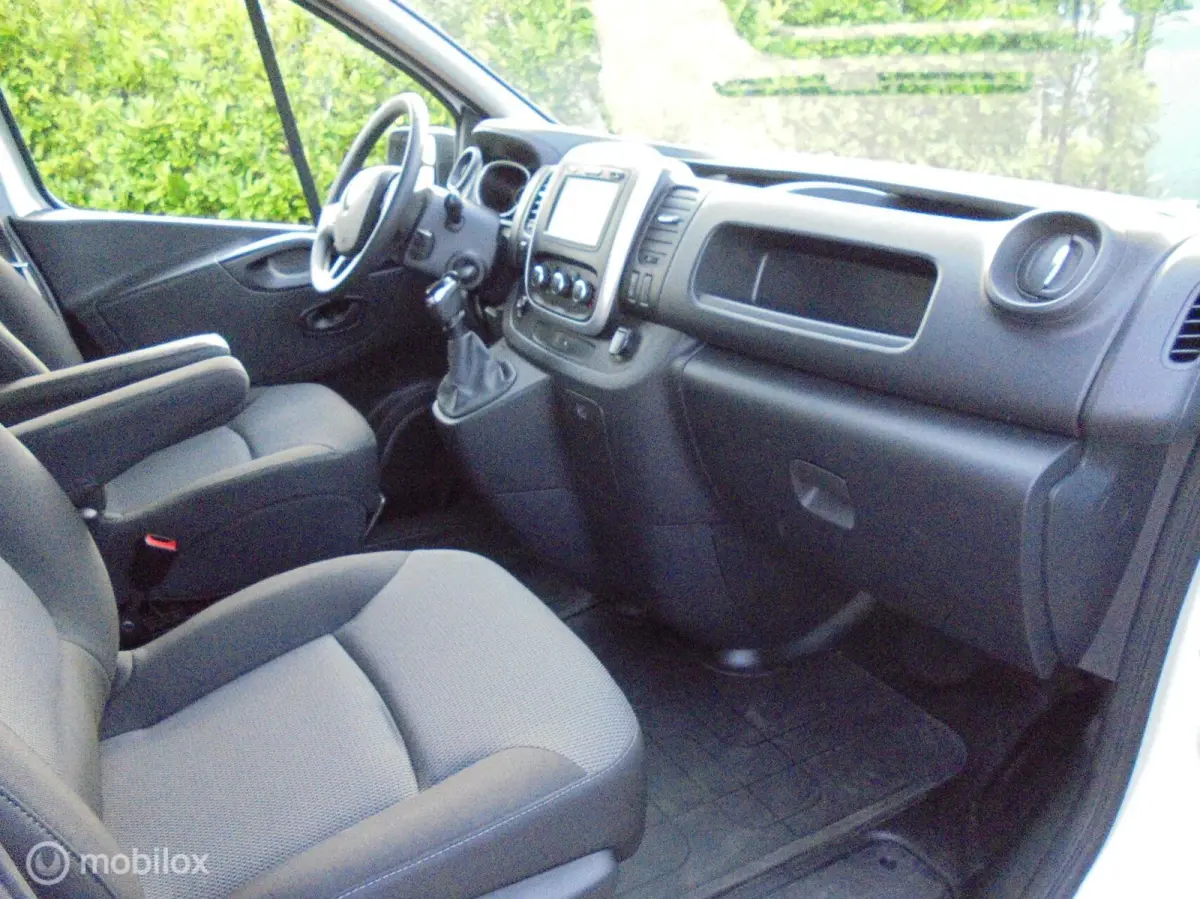 bestel 2.0 dCi 120 T29 L2H1 Work Edition