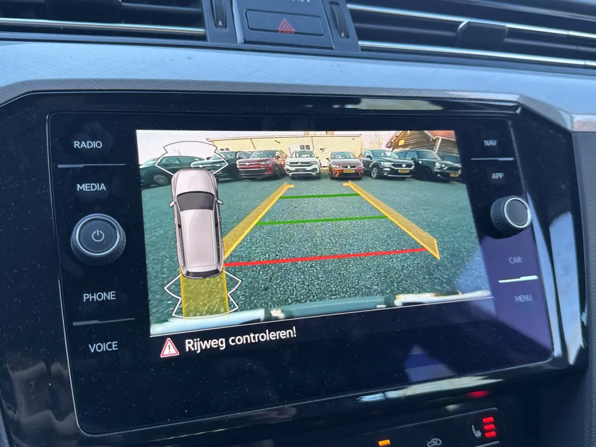 1.5 TSI 150PK DSG BUSINESS CAMERA/NAVI/CARPLAY