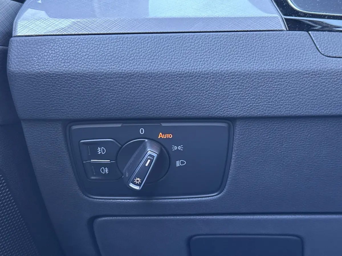 1.5 TSI 150PK DSG BUSINESS CAMERA/NAVI/CARPLAY
