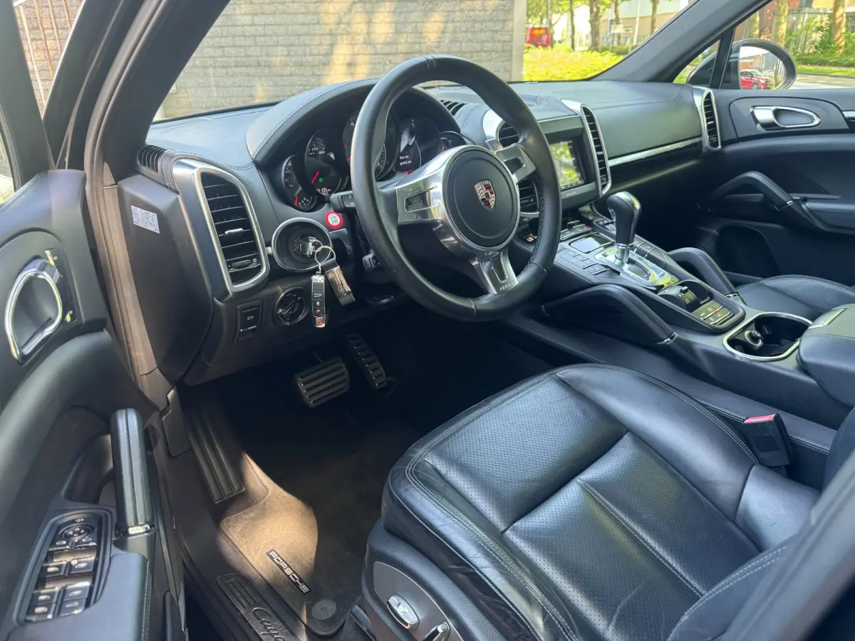 4.8 S 400 PK 4x4 Lage kms Cam Leer Open dak Blikvanger