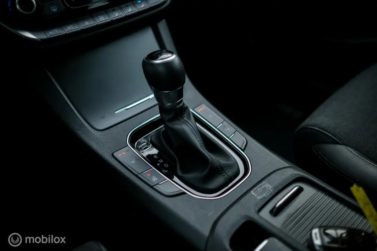 1.0 T-GDi MHEV Comfort Smart | Automaat | Camera | DAB | Carplay | LED | Stoel + stuurwiel verwarming | Rijklaarprijs |