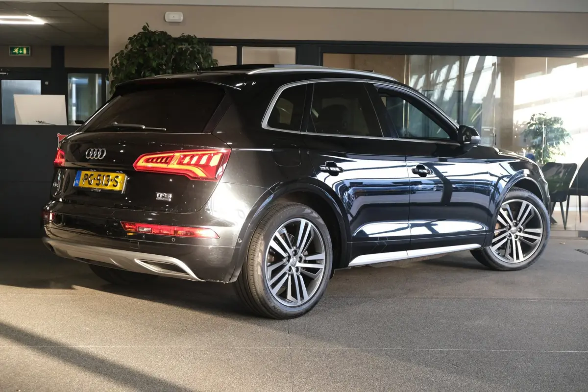 2.0 TFSI quattro S-Line S-tronic Pano Navi Acc Cam Leder