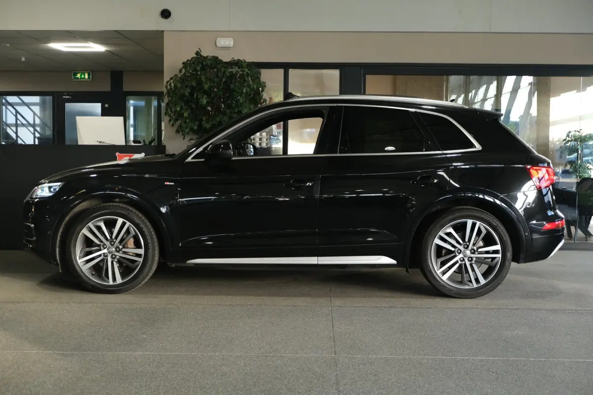 2.0 TFSI quattro S-Line S-tronic Pano Navi Acc Cam Leder