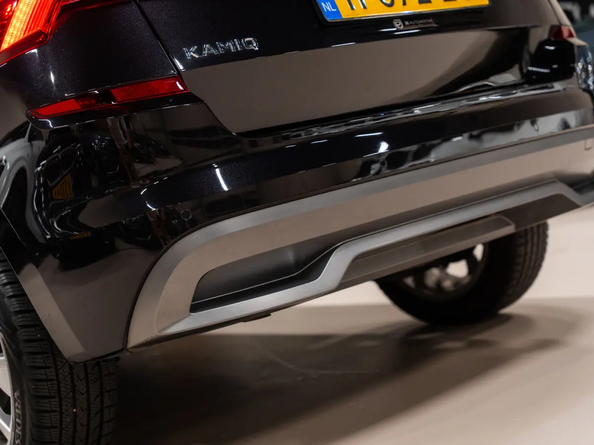 1.0 TSI DSG Sport Business, Apple Carplay, Android Auto, ACC, Clima, PDC, Multistuur, Ambiënte Light, Voll Onmderhoud