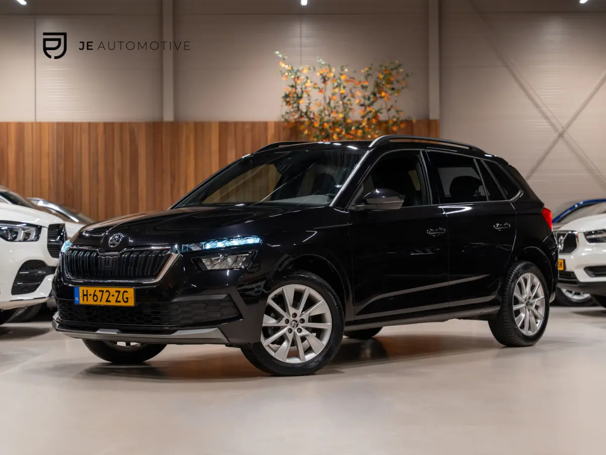 1.0 TSI DSG Sport Business, Apple Carplay, Android Auto, ACC, Clima, PDC, Multistuur, Ambiënte Light, Voll Onmderhoud