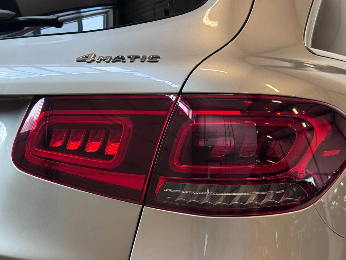 300 4MATIC Off Road Premium | PANO | LEDER | LUCHTVER. | VOL!