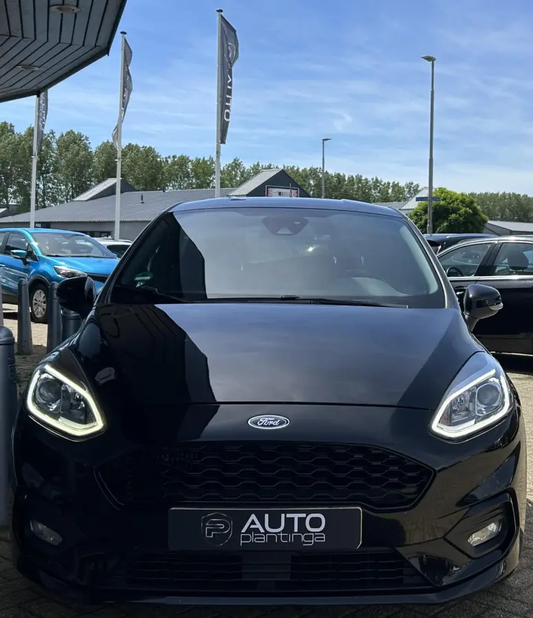 1.0 EcoBoost ST-Line 101PK | NL AUTO | Navigatie | Parkeersensoren | Climate Control | Cruise Control | 18 Inch | Voorruitverwarming | 2 Sleutels |
