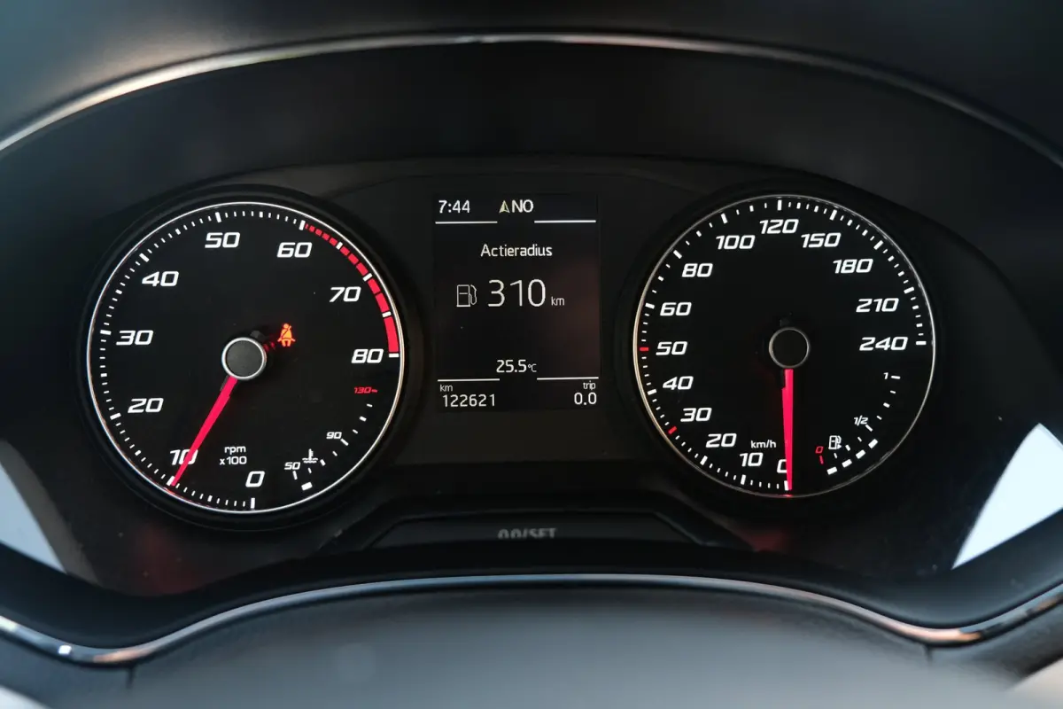 1.0 TSI Xcellence Navi Cam Acc Keyless Beats Pdc