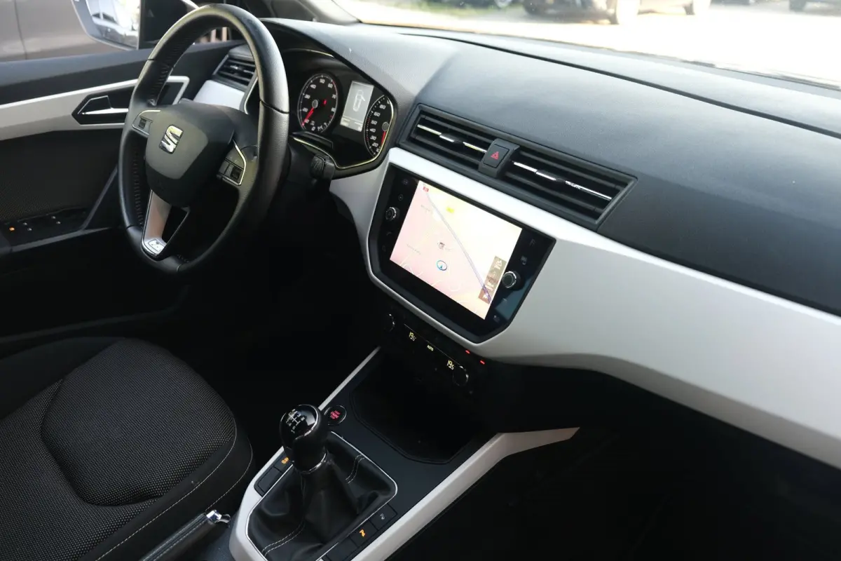 1.0 TSI Xcellence Navi Cam Acc Keyless Beats Pdc
