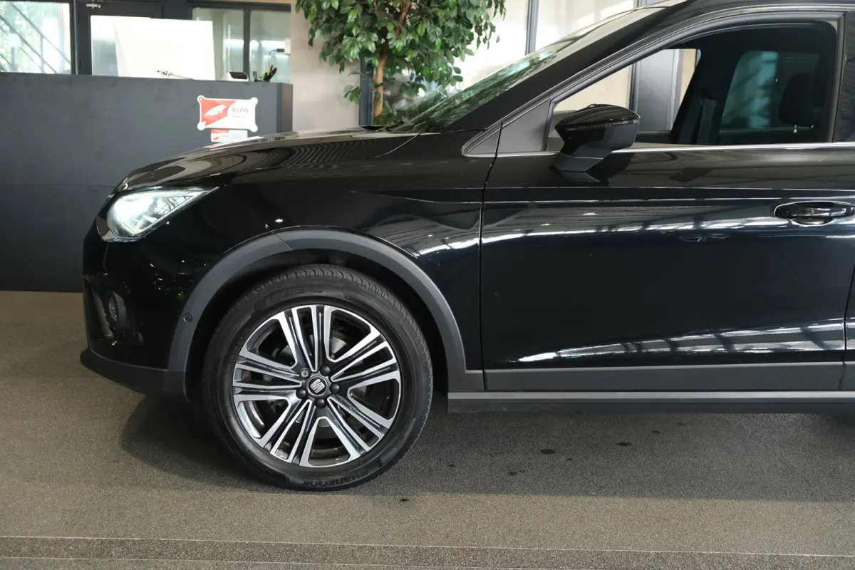 1.0 TSI Xcellence Navi Cam Acc Keyless Beats Pdc