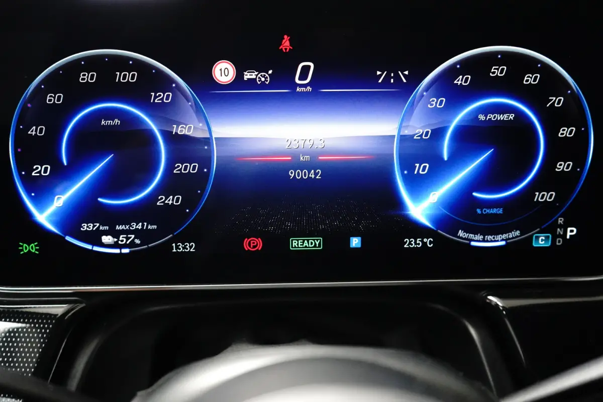 350 Business Line 90 kWh | Elek. Trekhaak | Memory | Leder | 638KM WLTP