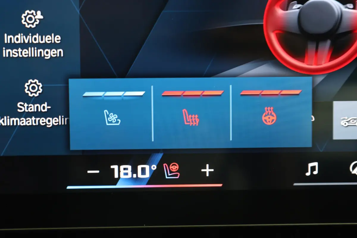Sedan | M Driver's Pack | Carbon Pack | Driving Assistant Professional | Trekhaak