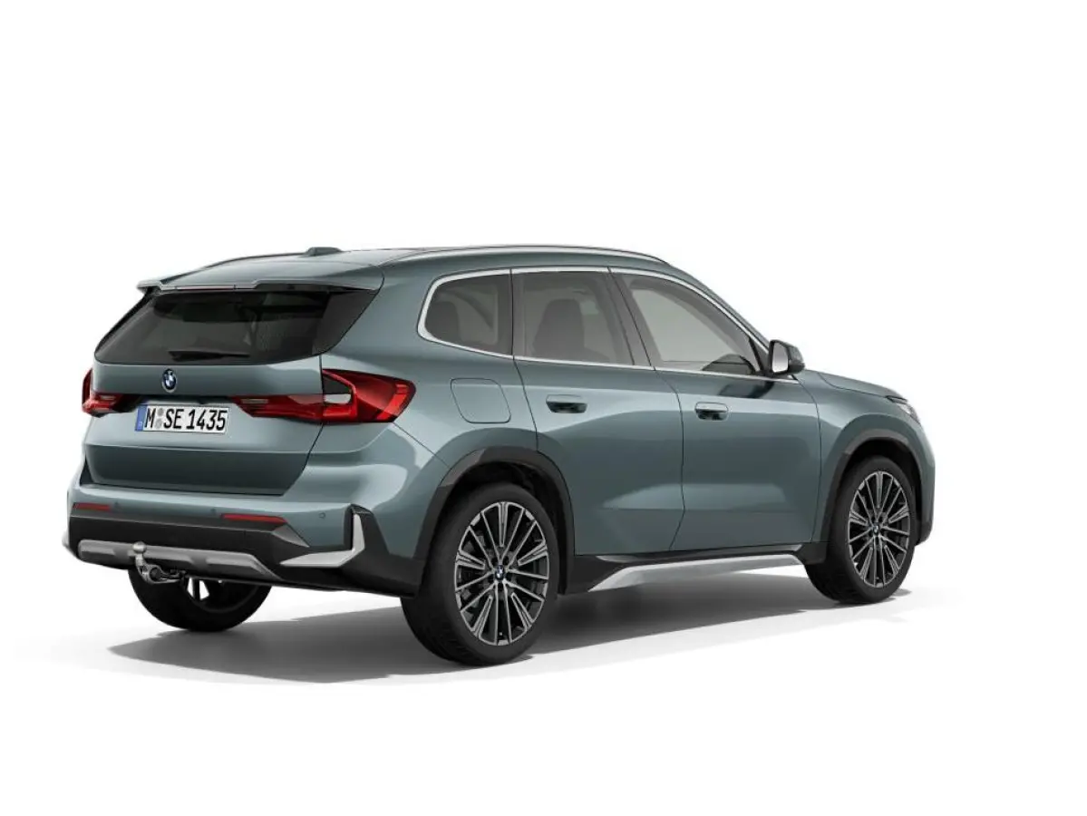 sDrive20i xLine | Premium Pack | Travel Pack | Comfort Pack | Trekhaak