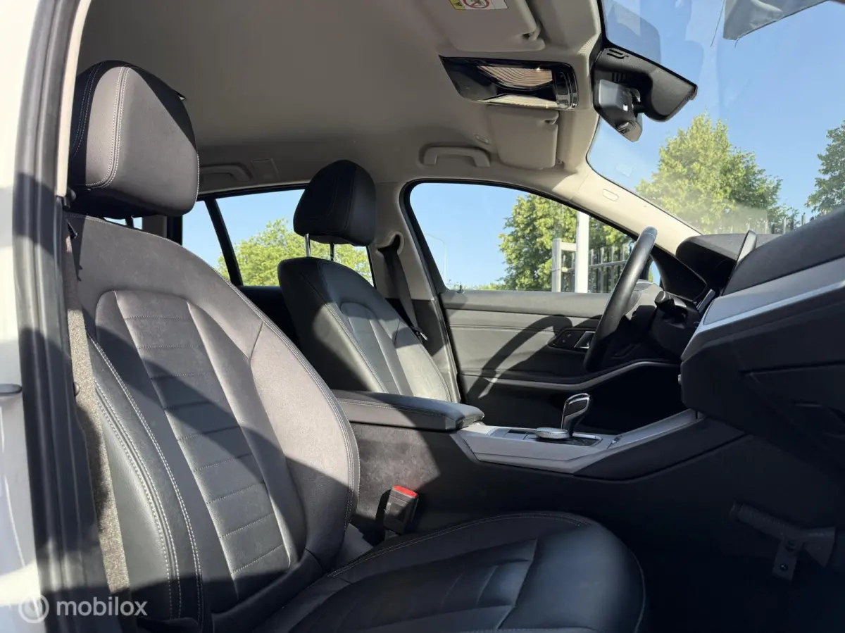 320e 1ste Eig | Leer | Stoelverwarming