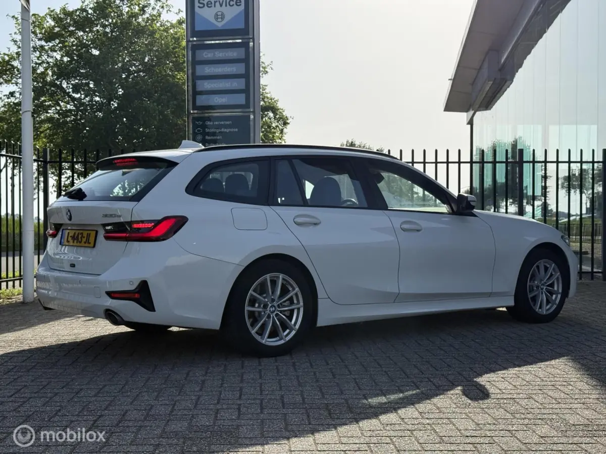 320e 1ste Eig | Leer | Stoelverwarming