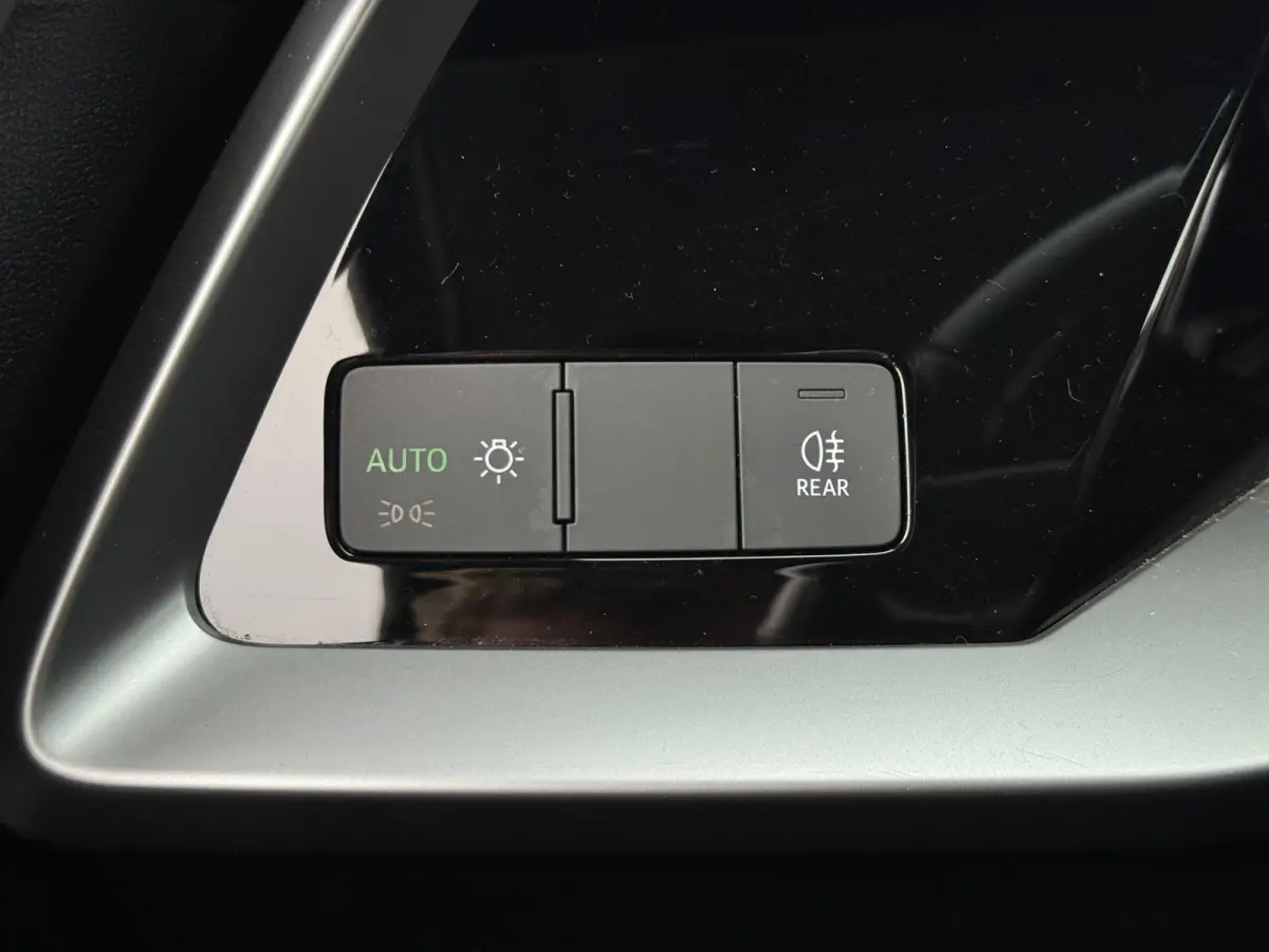 30 TFSI PRO LINE VIRTUAL/NAVI/CRUISE/CARPLAY