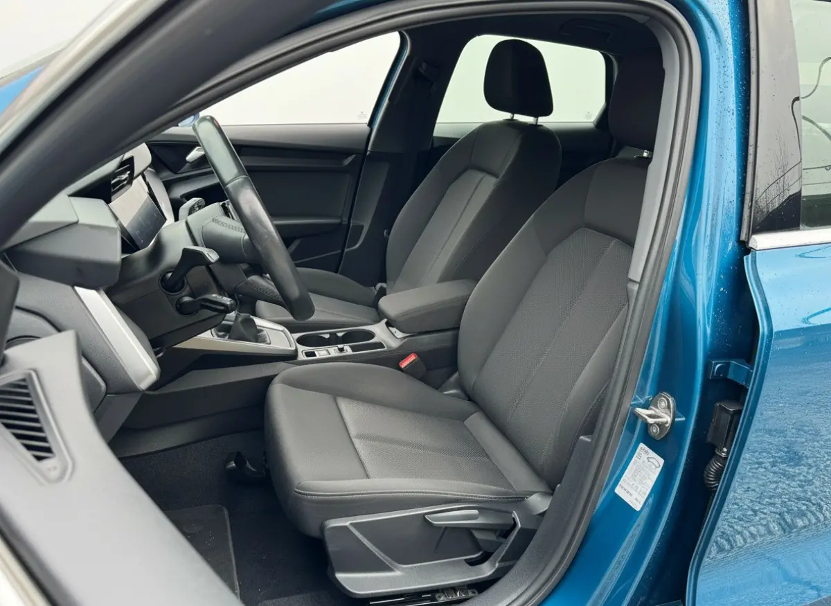 30 TFSI PRO LINE VIRTUAL/NAVI/CRUISE/CARPLAY