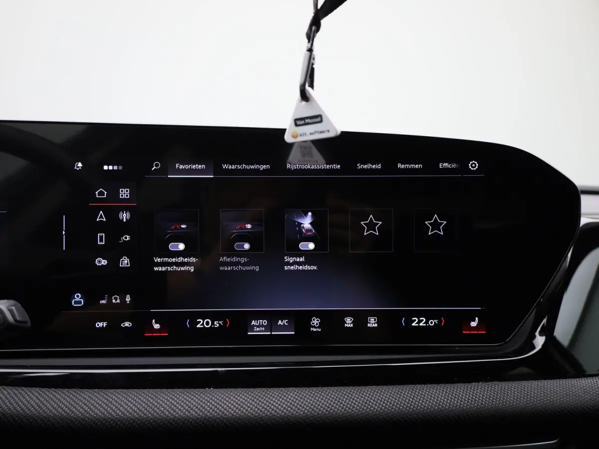 Avant 2.0 quattro Pro Line | Navigatie | Trekhaak | Stoelverwarming | Airco | Cruise control |