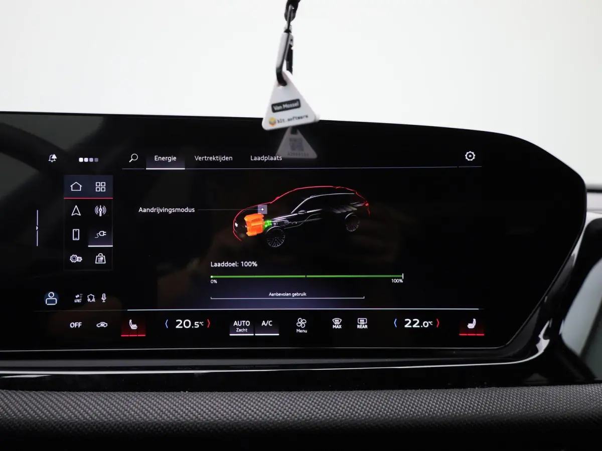 Avant 2.0 quattro Pro Line | Navigatie | Trekhaak | Stoelverwarming | Airco | Cruise control |