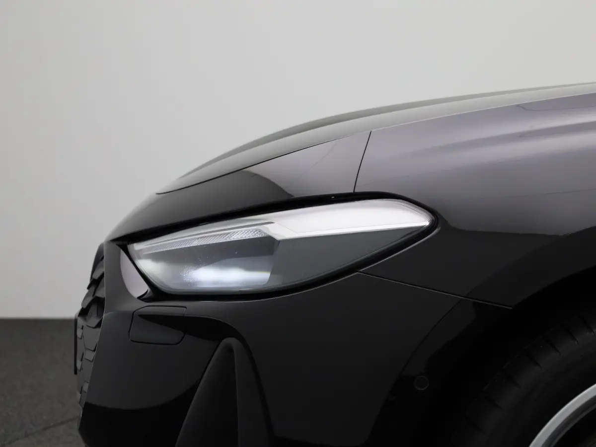 Avant 2.0 quattro Pro Line | Navigatie | Trekhaak | Stoelverwarming | Airco | Cruise control |