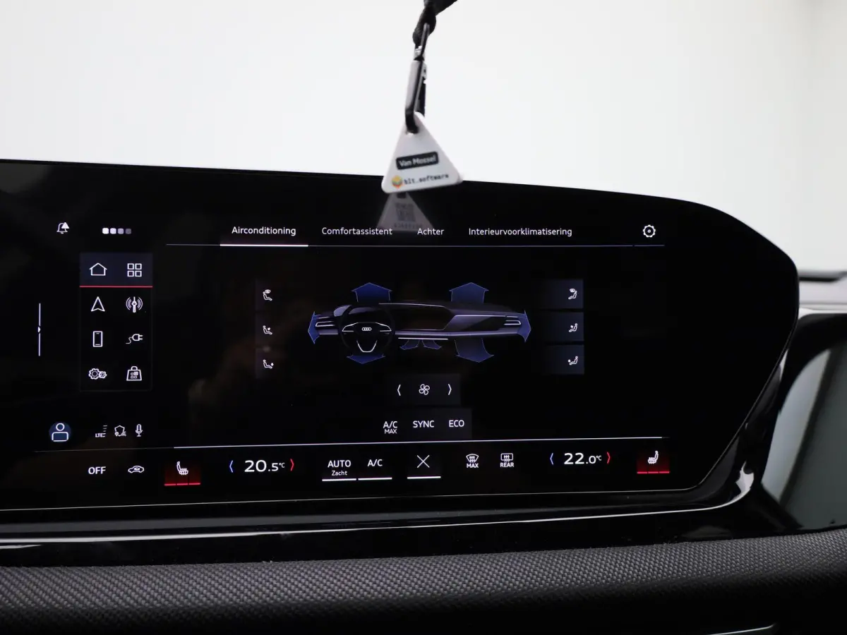 Avant 2.0 quattro Pro Line | Navigatie | Trekhaak | Stoelverwarming | Airco | Cruise control |