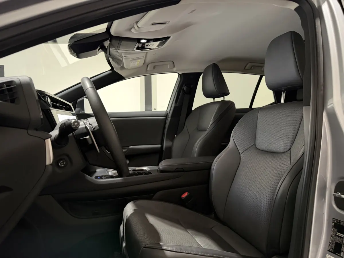 450e Executive Line 71 kWh | SOH 97,9 % | Leder interieur | Stoelen gekoeld & verwarmd | LMV 20"